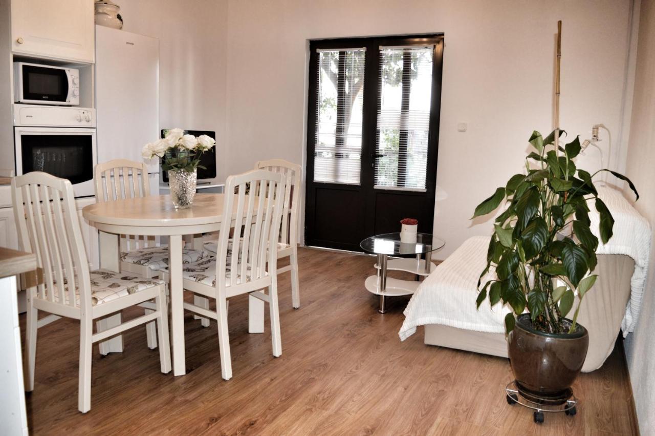 Apartment Nikolic Kaštela Εξωτερικό φωτογραφία