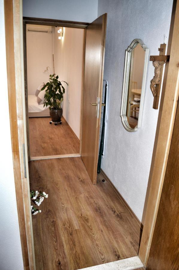 Apartment Nikolic Kaštela Εξωτερικό φωτογραφία